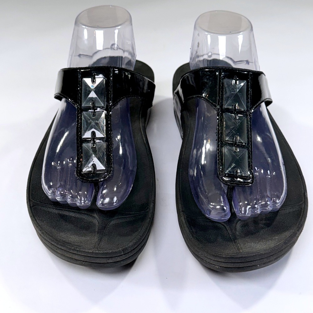 FitFlop Pietra Thong Sandal Womens 10 Black Patent Leather Crystal Wedge Comfort - Picture 12 of 13